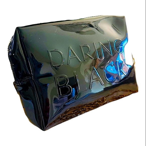 YVES SAINT LAURENT BLACK  PATENT LEATHER CLUTCH COSMETIC  POUCH  NWT - Picture 2 of 6